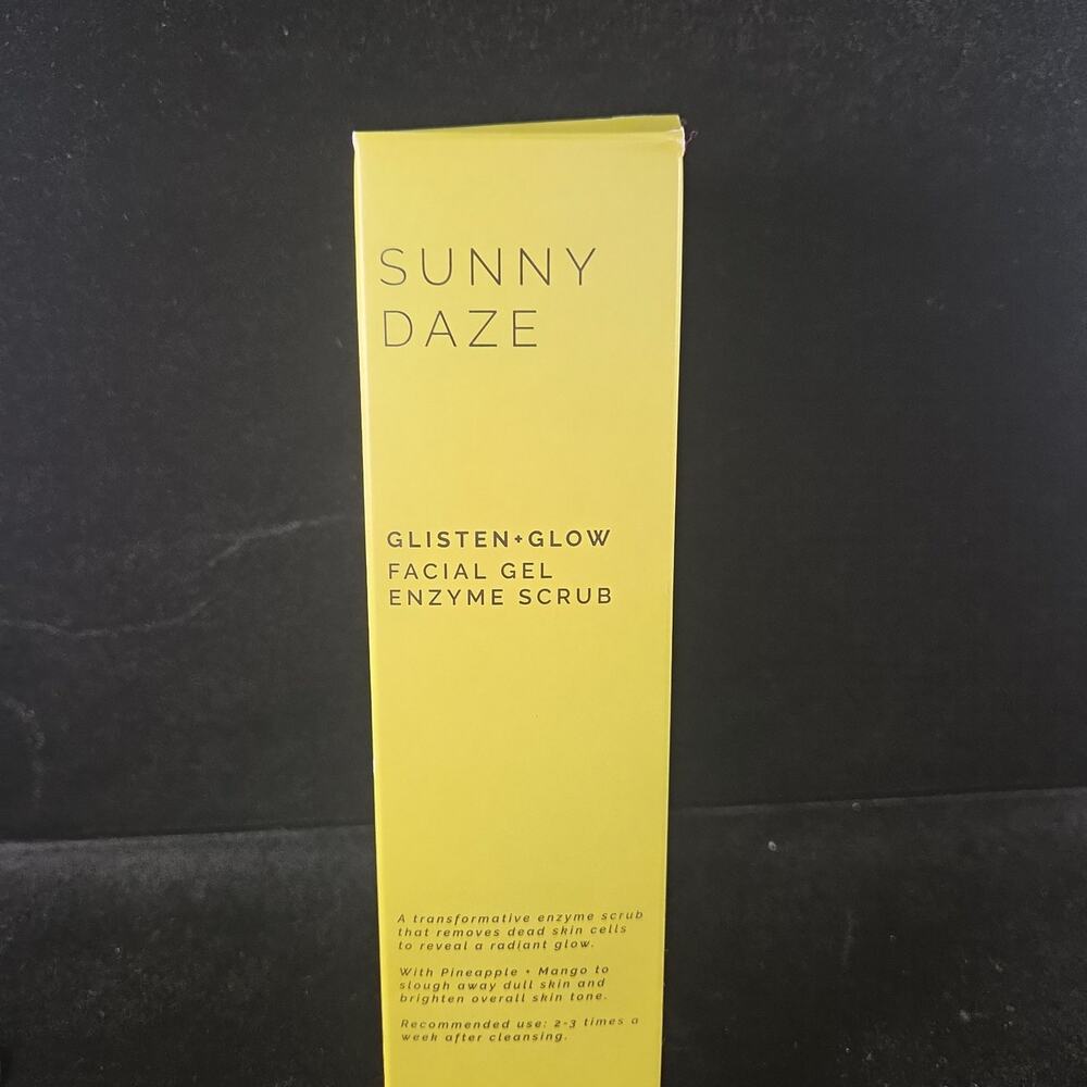 Sunny Daze Glisten+Glow Facial Gel Enzyme Scrub